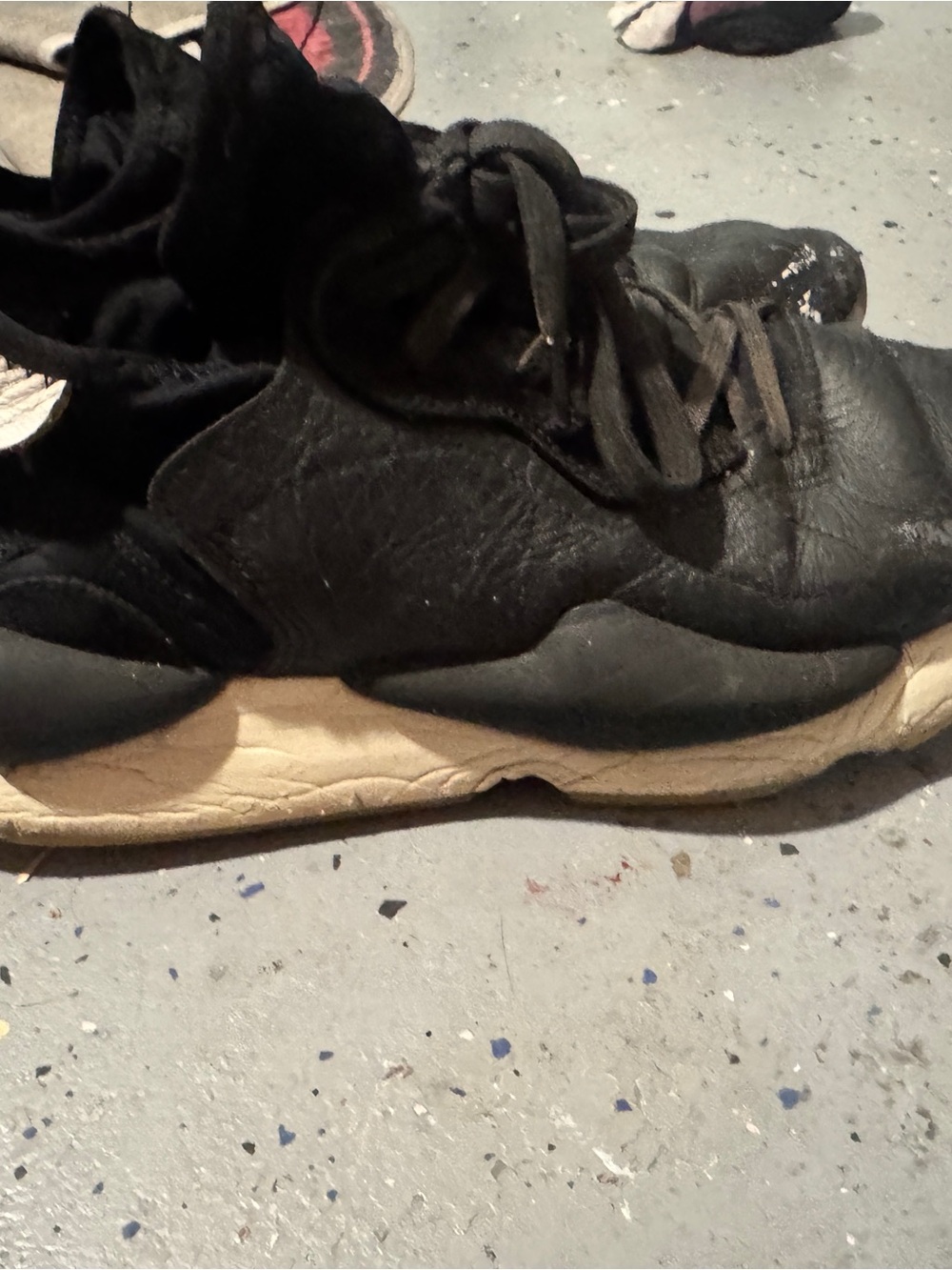 Men's Black Athletic Sneakers with  lol o m Cream Sole